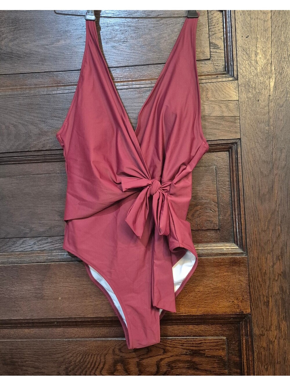 Cupshe Elegant Dance Solid One-Piece Swimsuit Wine/Burgundy